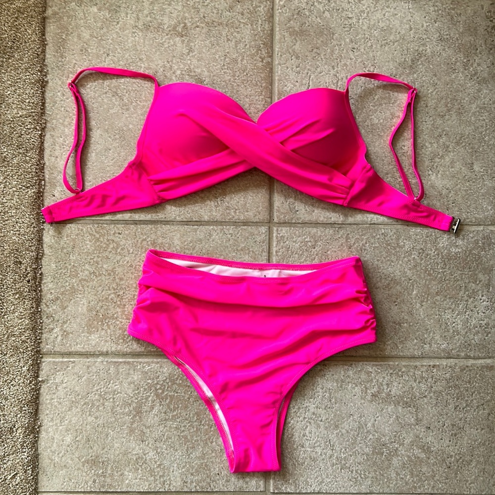 NWOT Barbie Neon Pink Twist Bikini with High Rise Bottoms